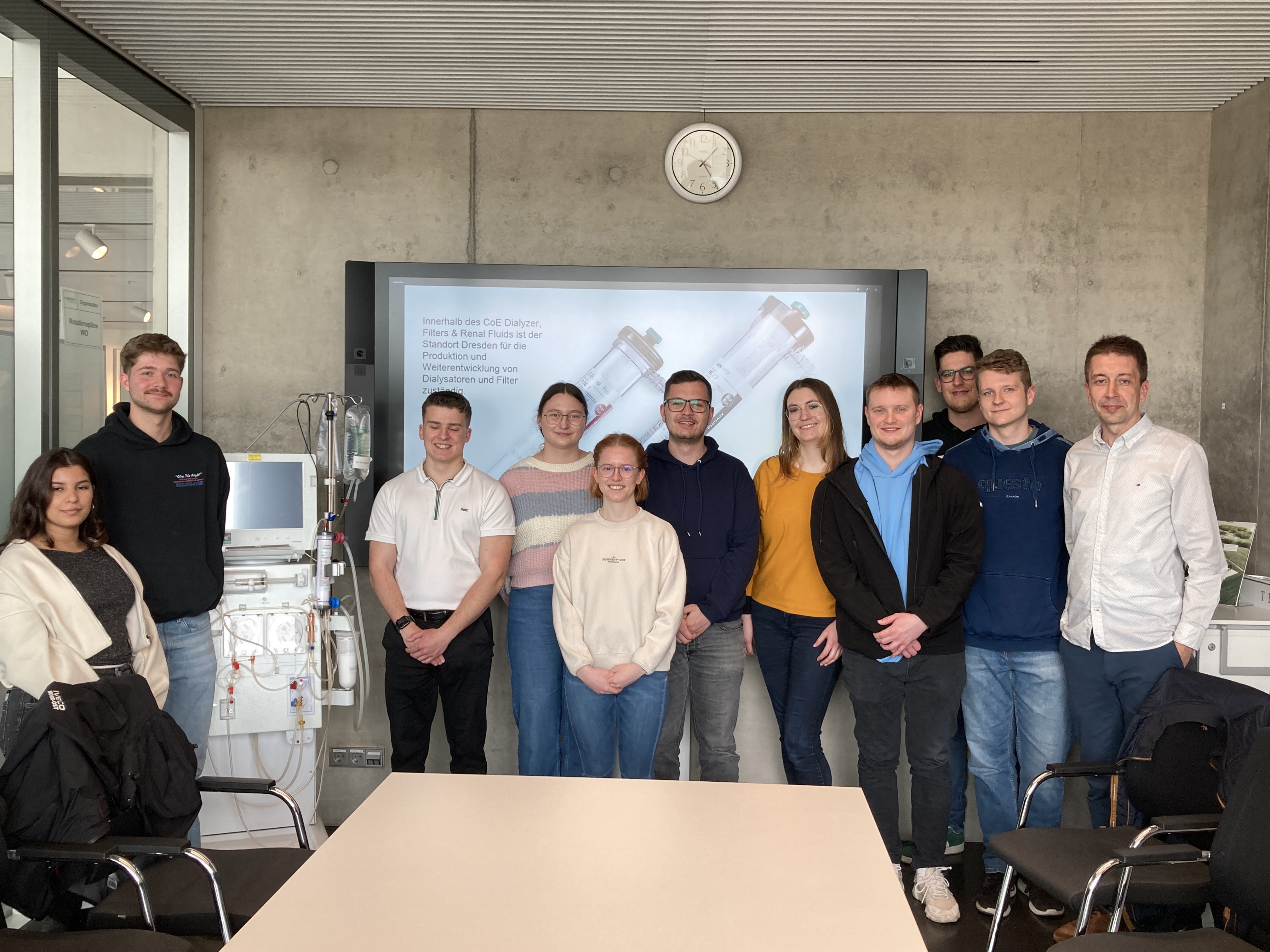 Gruppenfoto der Studierenden Medizintechnik Matrikel 22